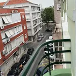 Do Bairro * Lisboa