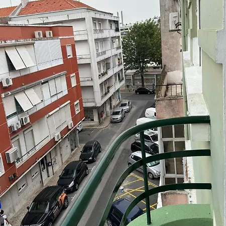 Do Bairro * Lisboa